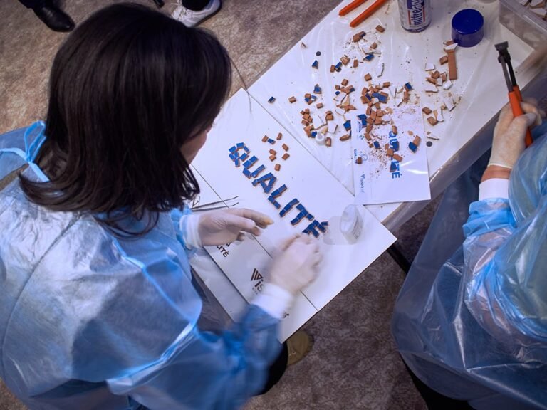 photo_5823490691894987295_y