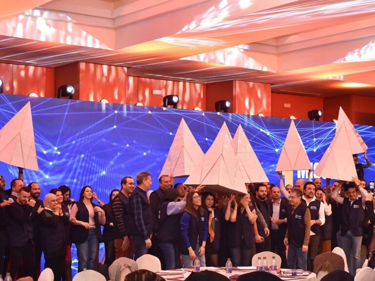 photo_5823490691894987357_y (2)